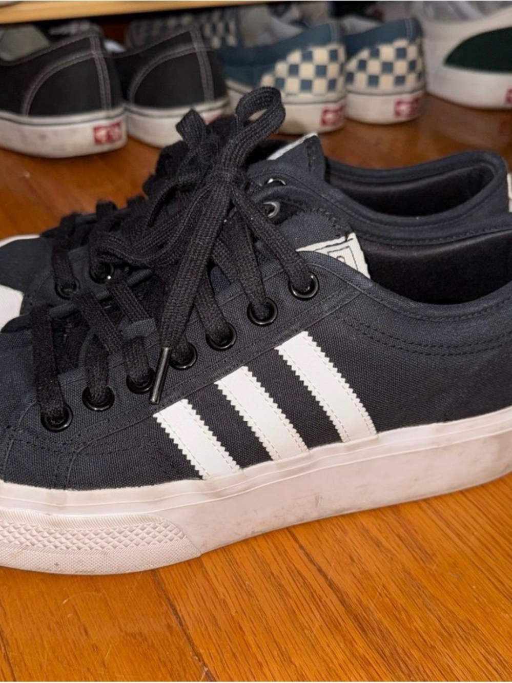 Adidas Originals Nizza Platform Sneakers Black/White Women’s Size 11